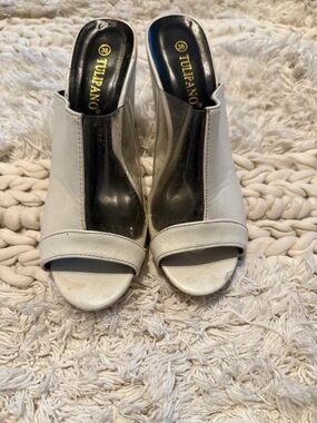 Tulipano White Open-Toe Mule Heels